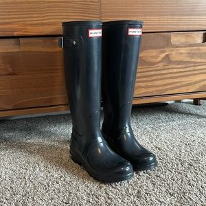 Tall Navy Blue Hunter Rain Boots